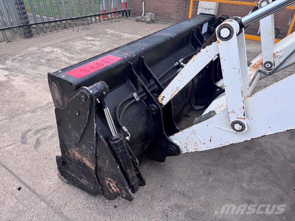 JCB 3CX COMPACT WITH BREAKER - CONSIGNED TO TCH JCB AU Baggerlader