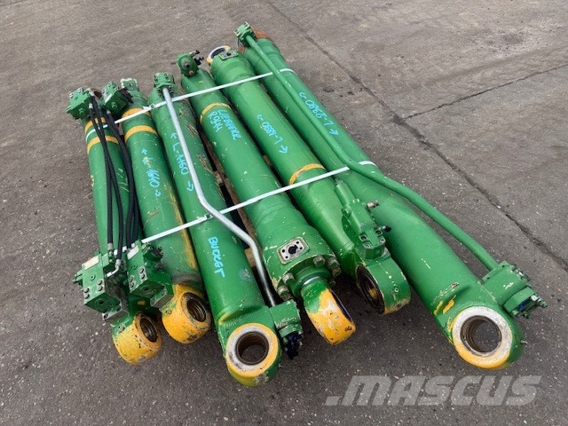 Liebherr R 944 B USED HYDRAULIC CYLINDER COMPLET Hidraulika