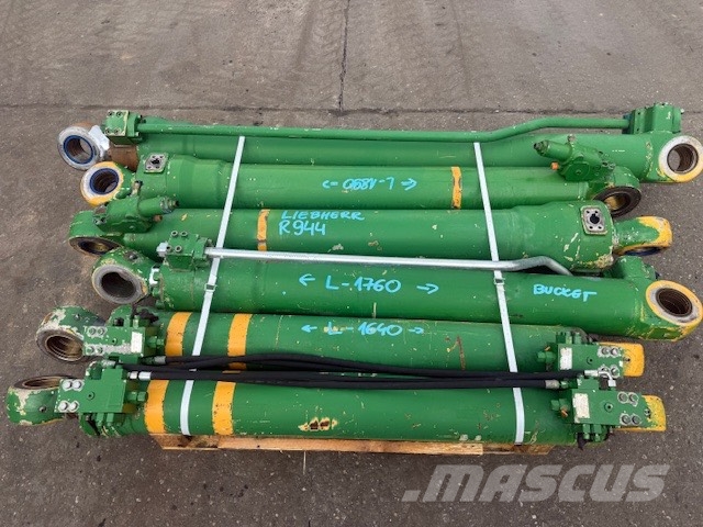 Liebherr R 944 B USED HYDRAULIC CYLINDER COMPLET Hidraulika
