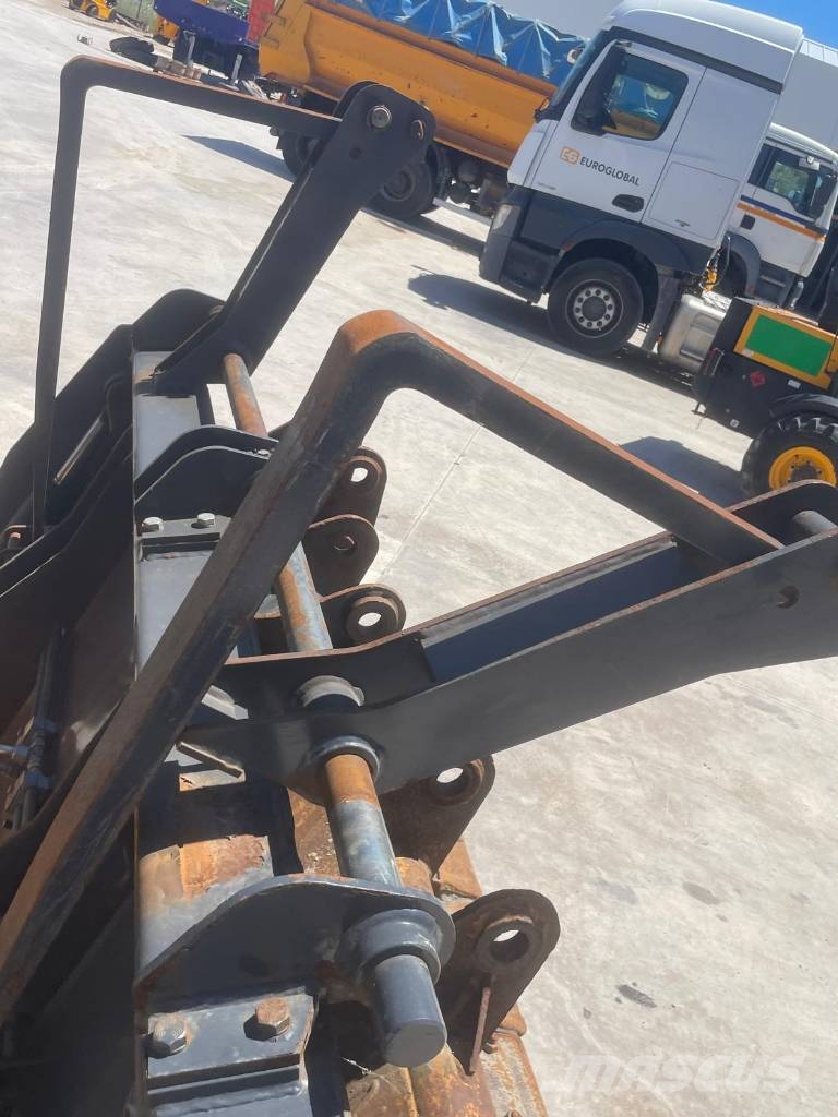 CASE 580 ST Backhoe