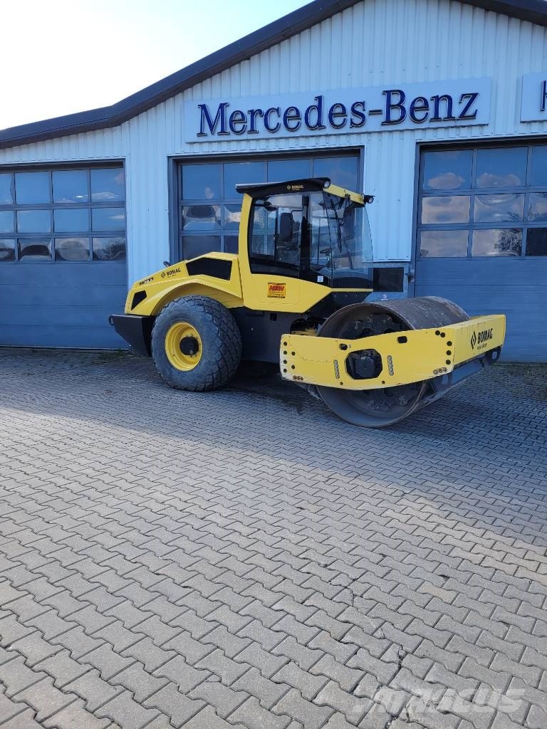 Bomag BW 213 D-5 Tiivistyskoneet