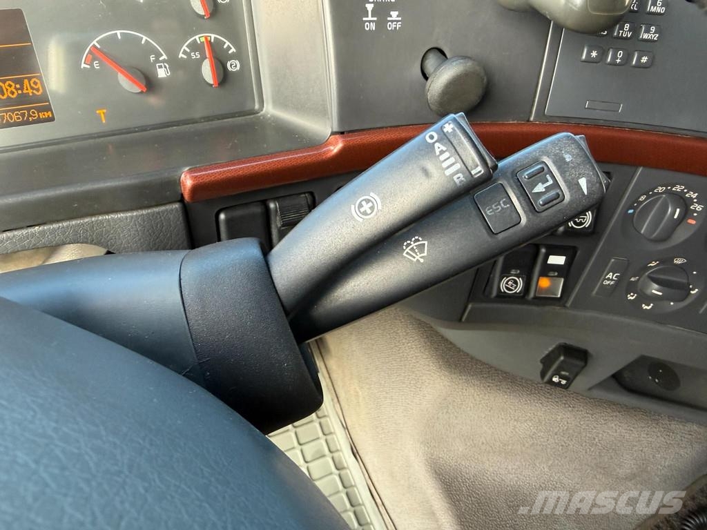 Volvo FH16 540 6X4 EURO4 + RETARDER + HYDRAULICS + WB320 Vilcēji