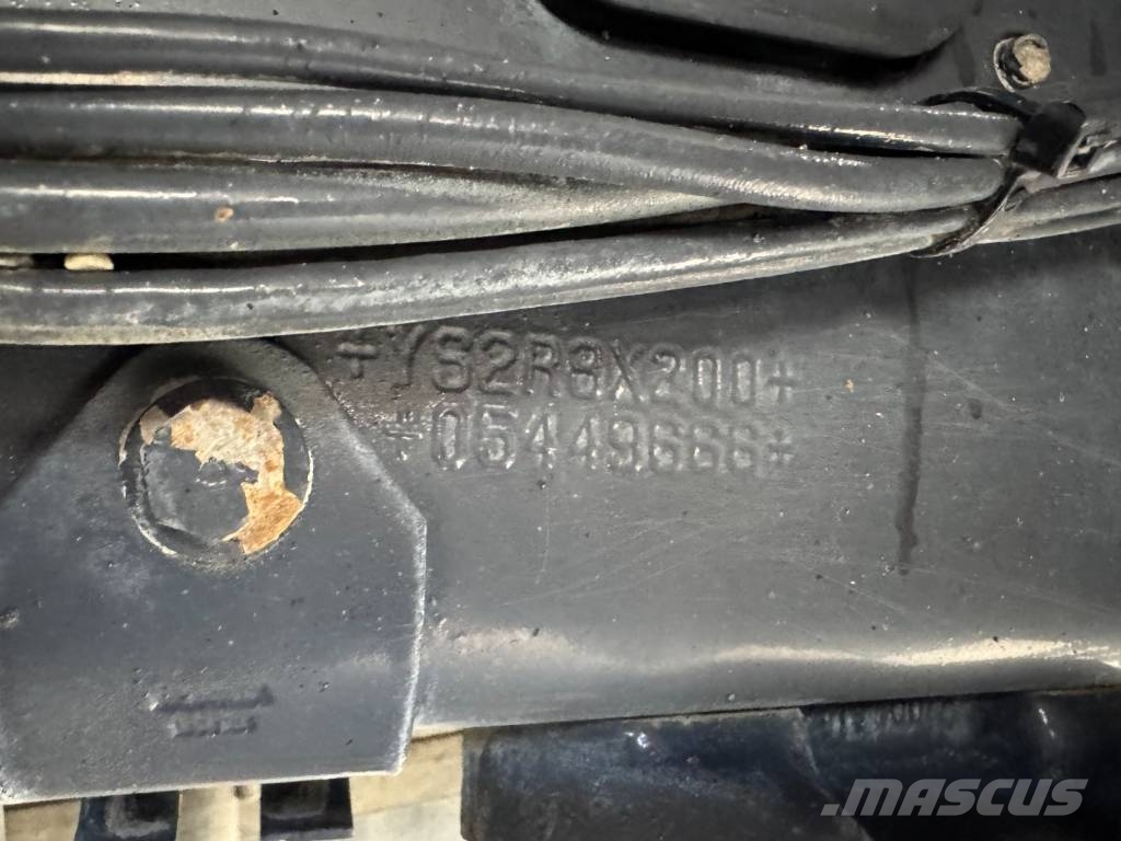 Scania R490 8x2*6 Euro 6 Hejs / Kran HMF 3220 K6 Camiones grúa