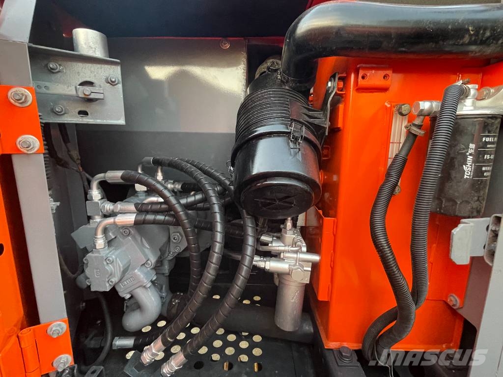 Hitachi ZX 70 Miniekskavaatorid < 7 t