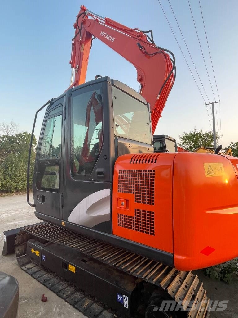 Hitachi ZX 70 Miniekskavaatorid < 7 t