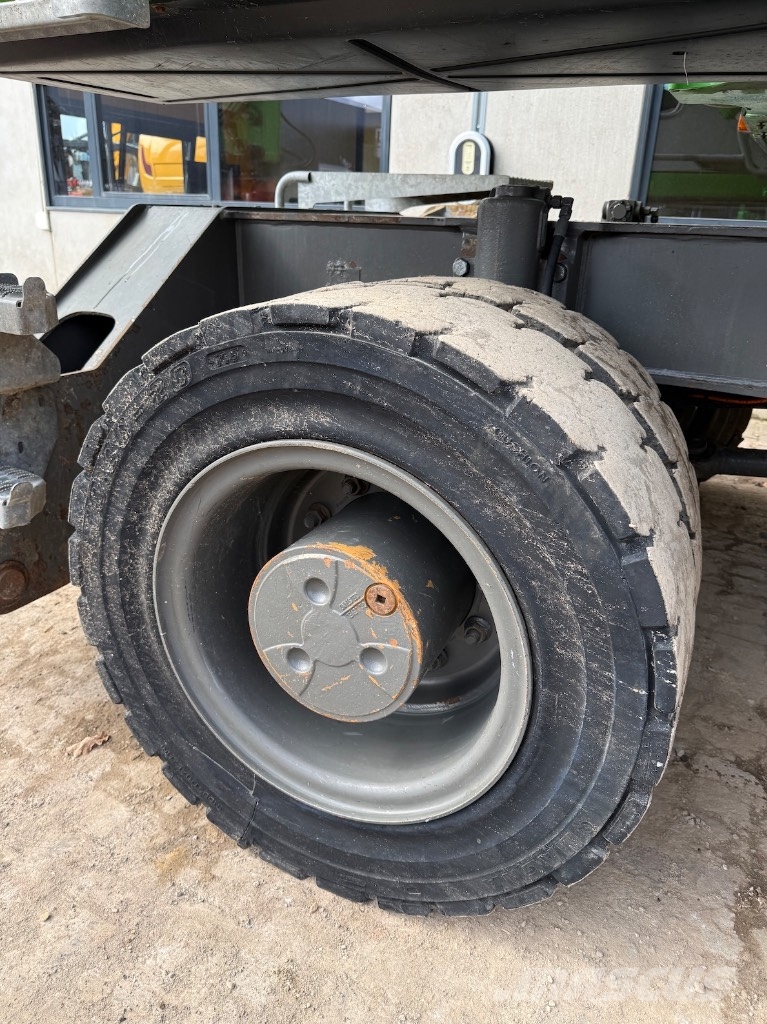 Sennebogen 818M E - 818 - 818 M - 821E - 821ME Βιομηχανικά μηχανήματα διαχείρισης αποβλήτων