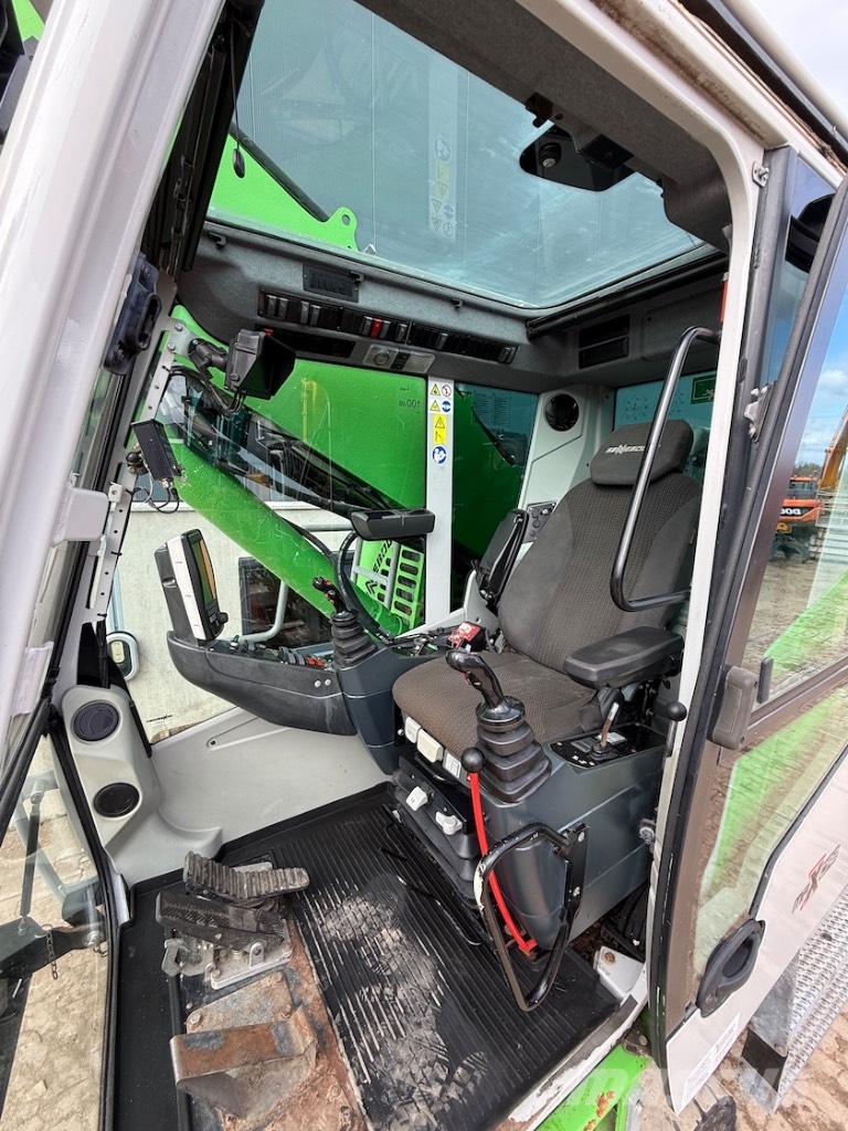 Sennebogen 818M E - 818 - 818 M - 821E - 821ME Βιομηχανικά μηχανήματα διαχείρισης αποβλήτων