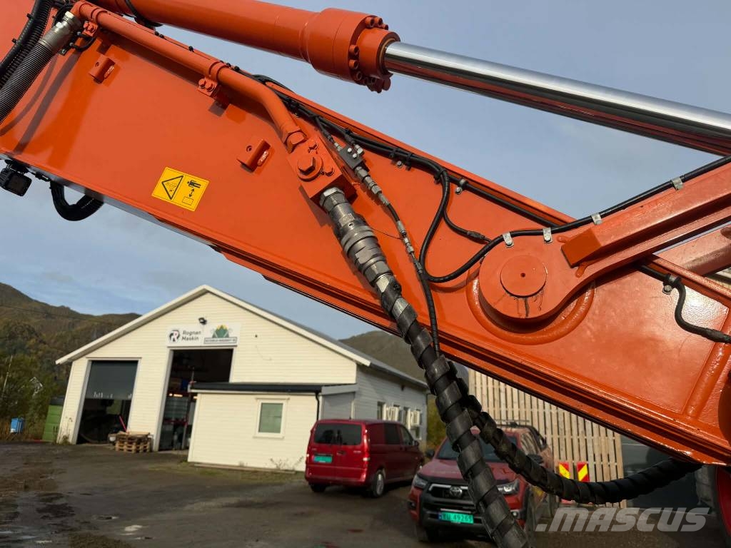 Hitachi ZX 225 US LC-6 Beltegraver