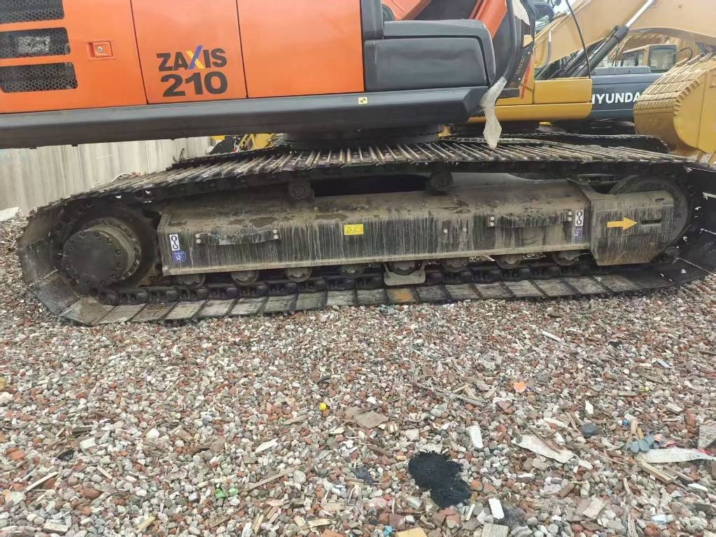 Hitachi ZX 210 Escavadeiras de esteiras