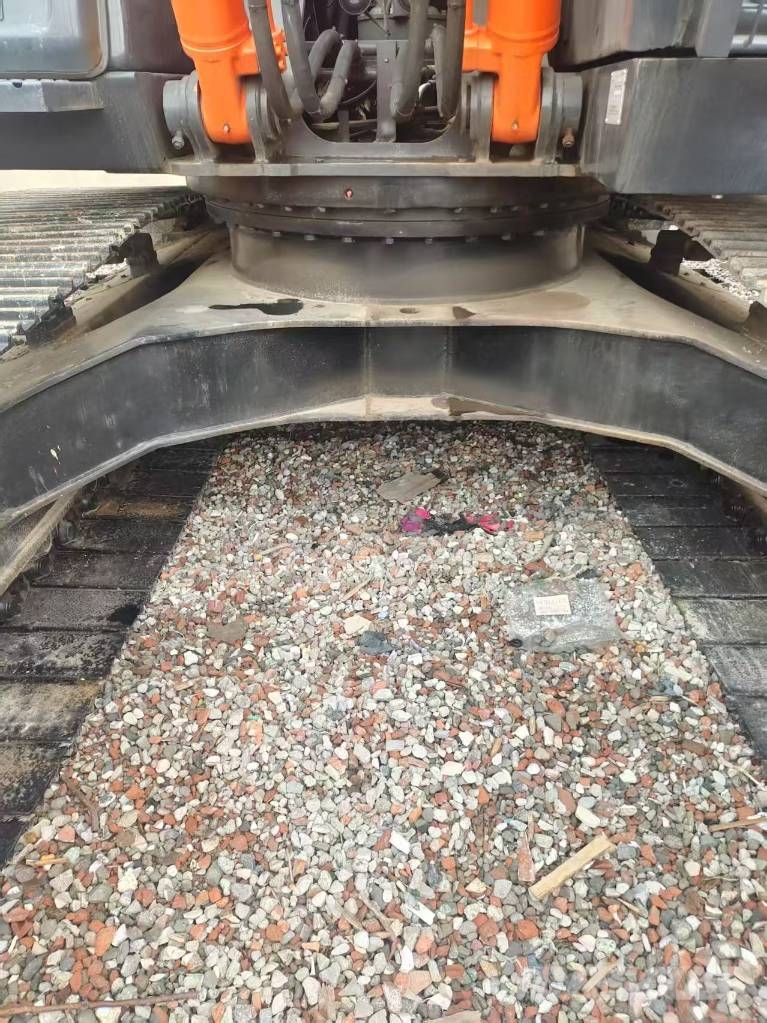 Hitachi ZX 210 Escavadeiras de esteiras