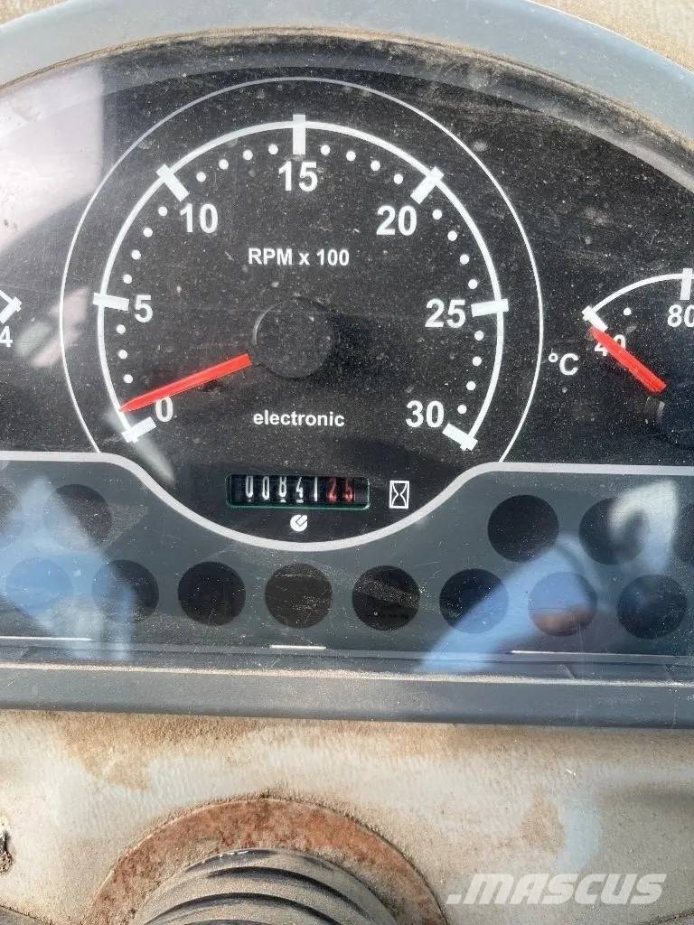 Venieri 1.33 B minitraktorgrävare 840tim! Εκσκαφείς Φορτωτές τύπου JCB