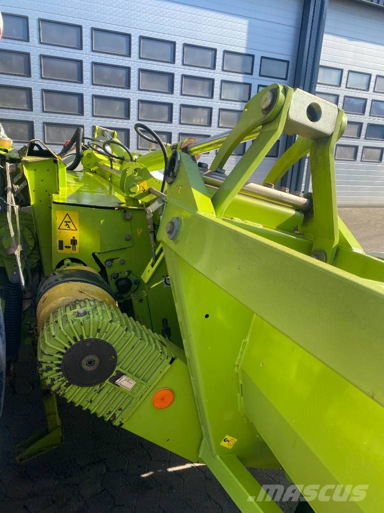 CLAAS Conspeed 8-75 FC Kombajnove hlavice