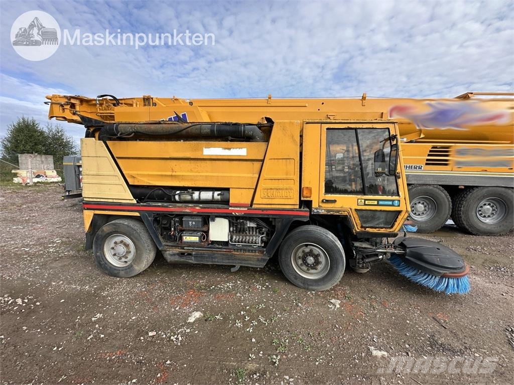 Schmidt Sopmaskin Підмітальні машини