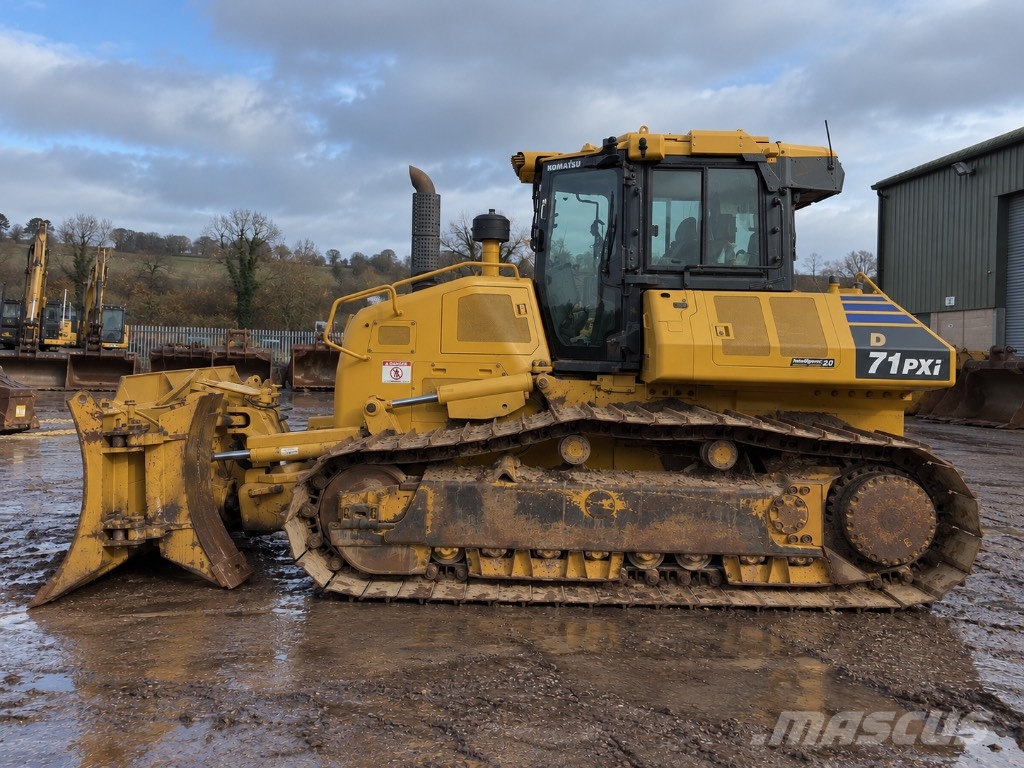 Komatsu D71PXI-24 Bulldozer