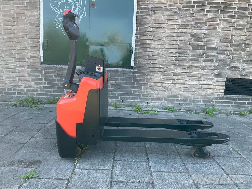 Toyota LWI160 1600KG PALLETWAGEN / HEFTRUCK Low lifter