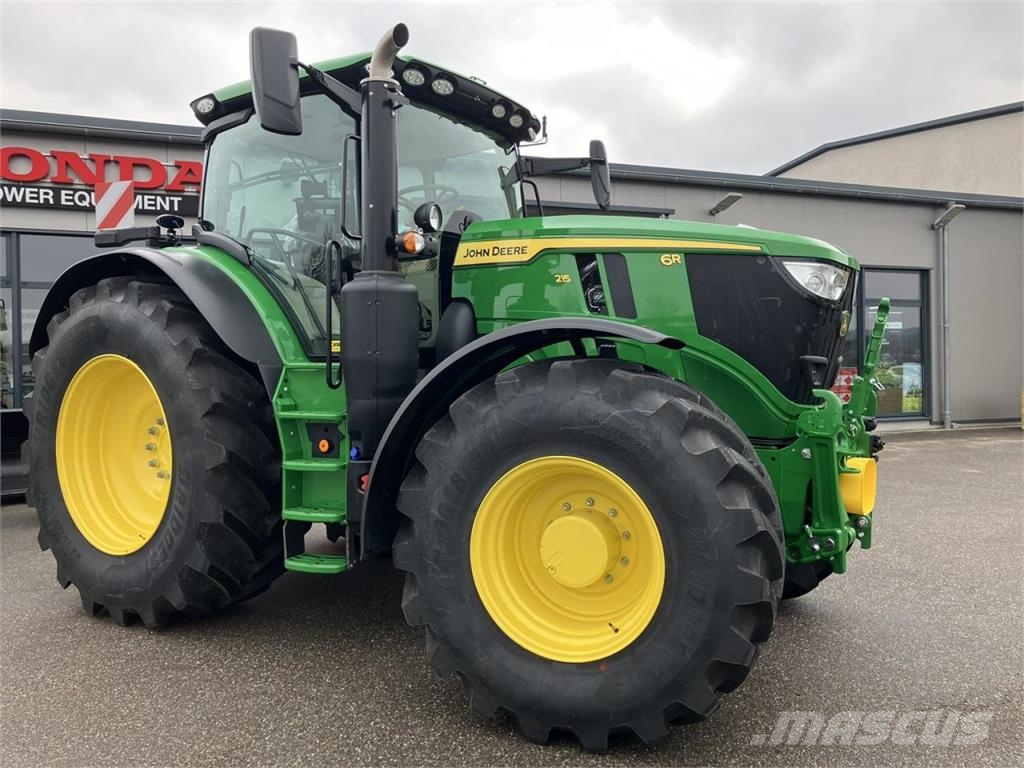 John Deere 6R 215 Tractoren