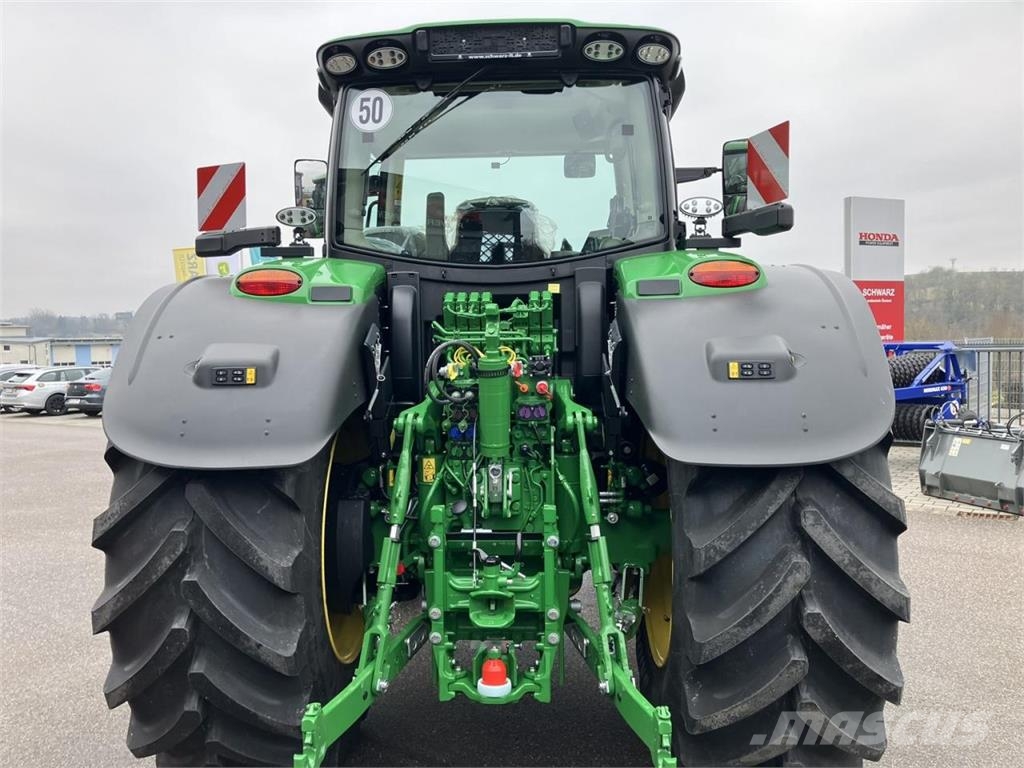 John Deere 6R 215 Tractoren
