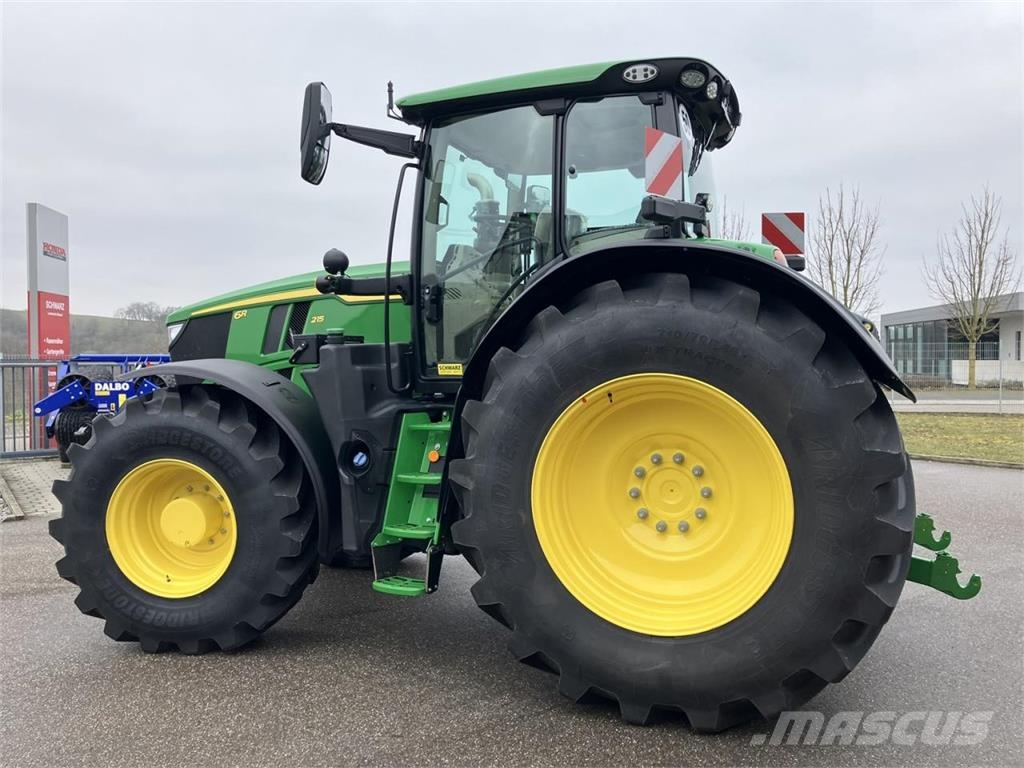 John Deere 6R 215 Tractoren