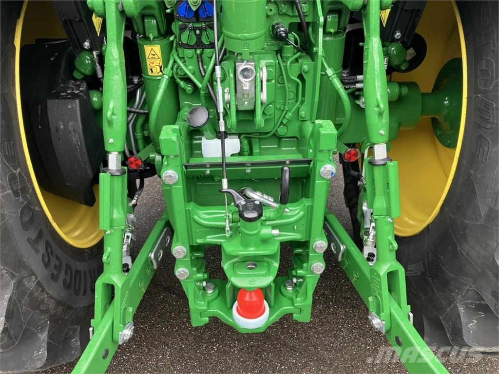John Deere 6R 215 Tractoren