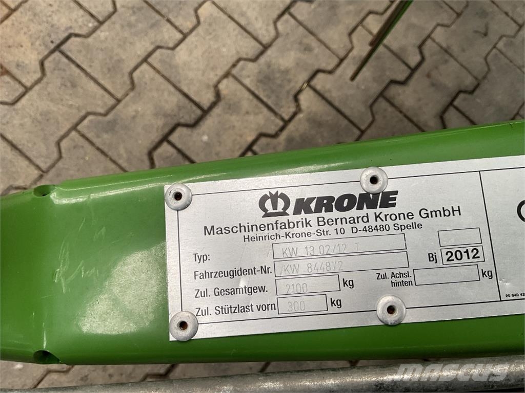 Krone KW 13.02 T مكابس وميبسات التبن