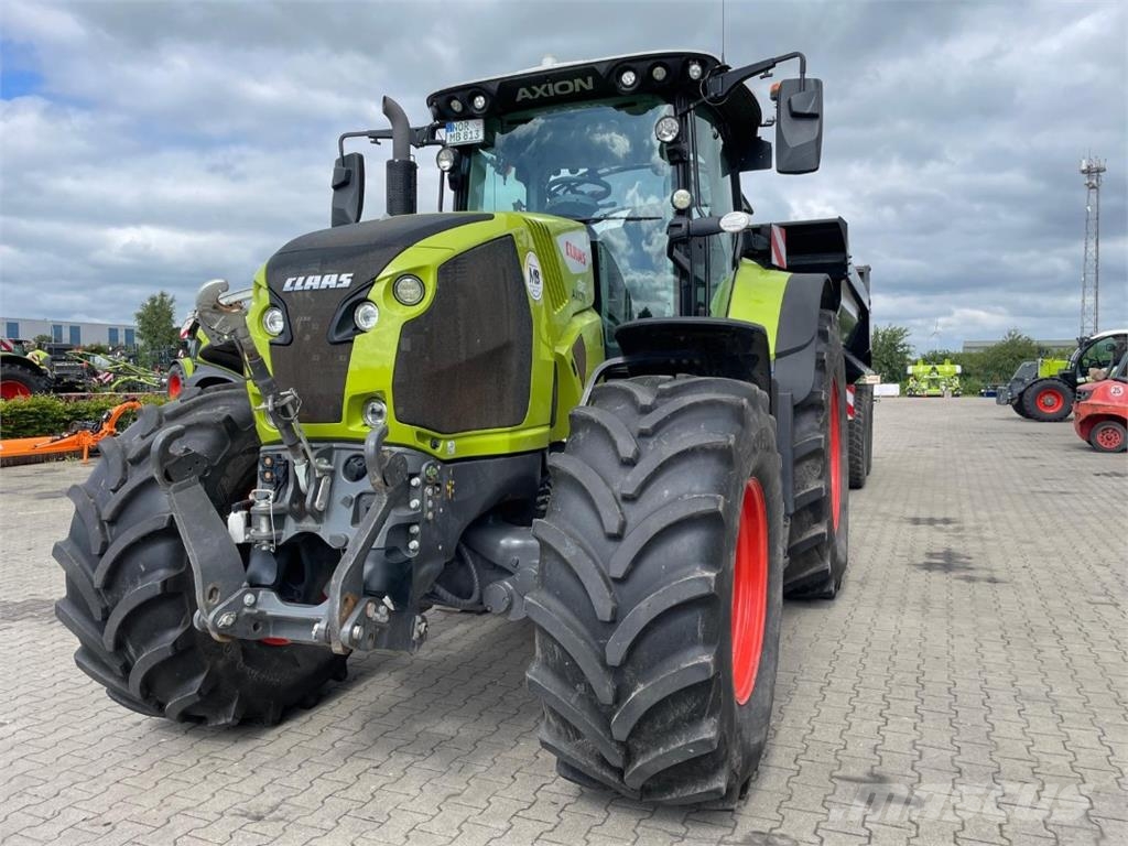 CLAAS Axion 810 CM 트랙터
