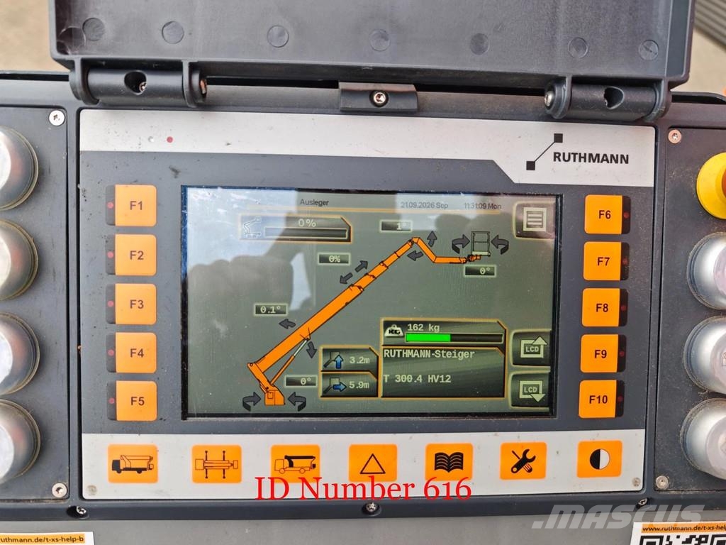 MAN TGM 15.250 4x2 Ruthmann T300.4 Teherautóra szerelt emelők és állványok