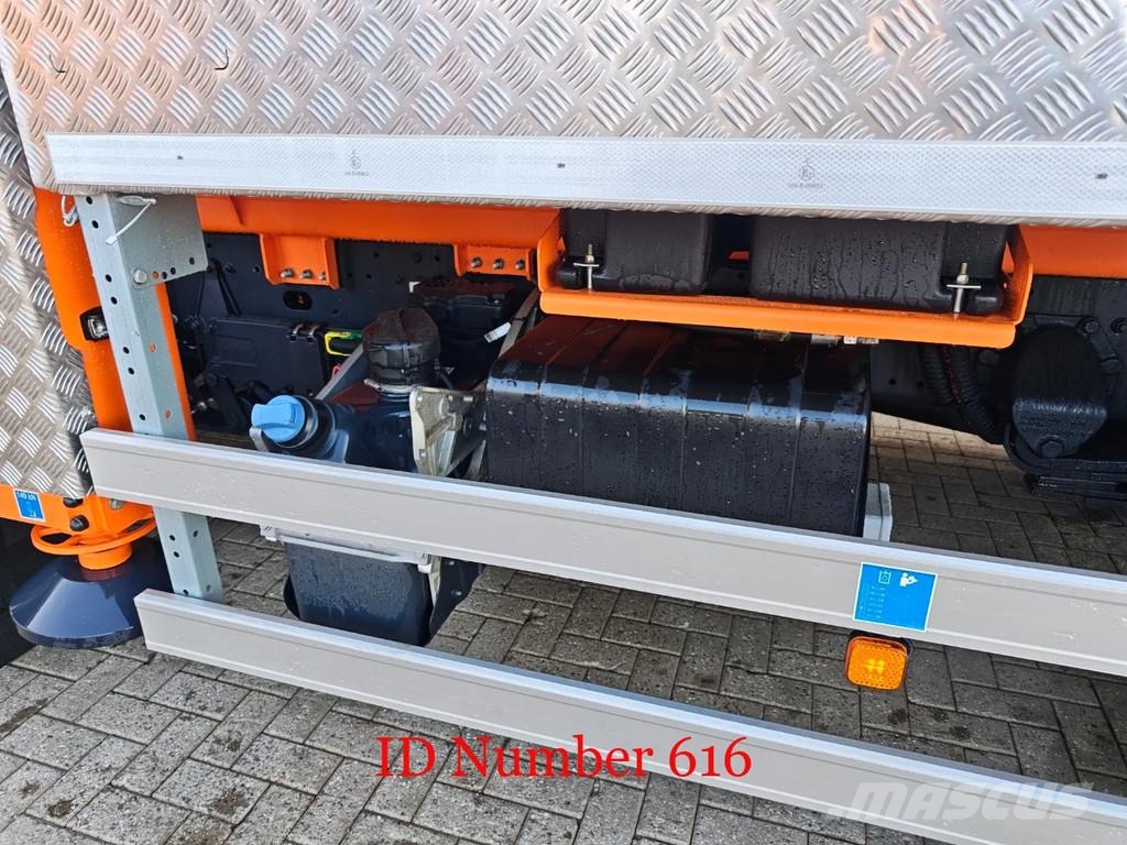 MAN TGM 15.250 4x2 Ruthmann T300.4 Teherautóra szerelt emelők és állványok