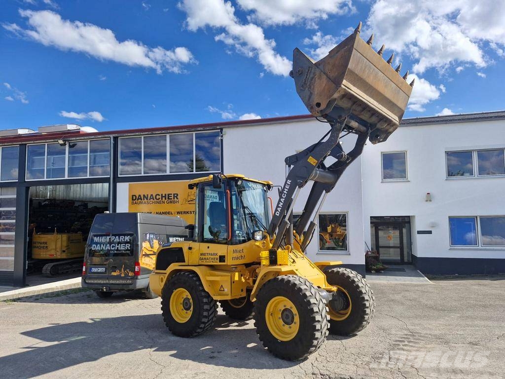 Volvo L30H Фронтальні навантажувачі