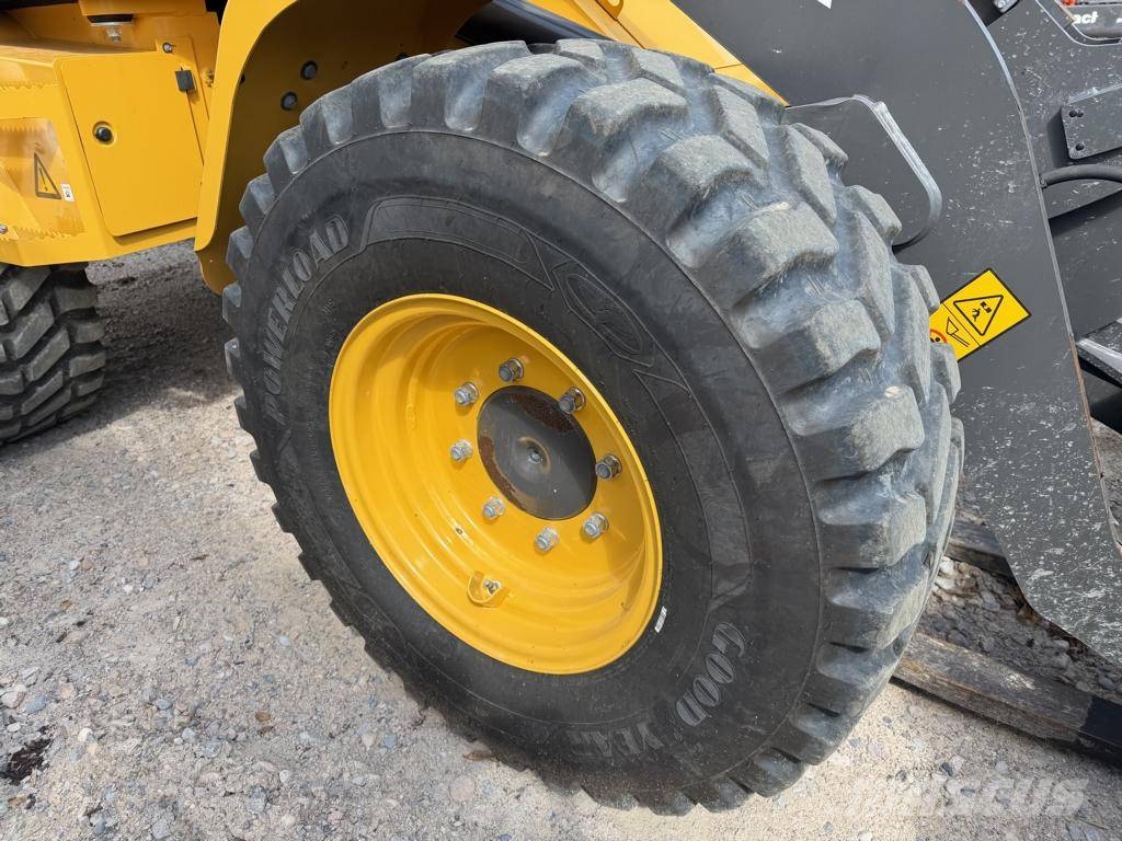 Volvo L30H Фронтальні навантажувачі