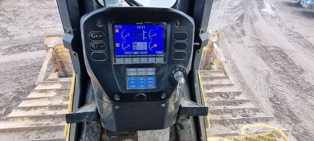 Komatsu D 65 PX-17 Pásové dozery