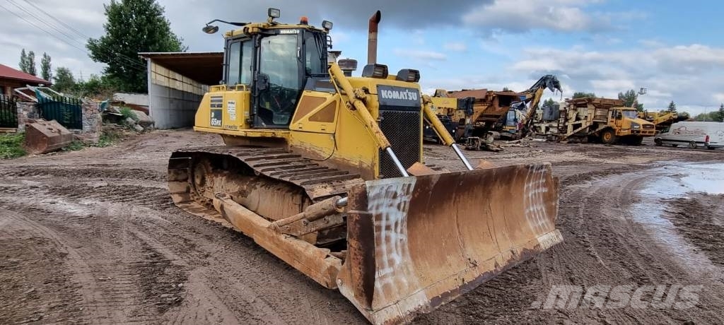 Komatsu D 65 PX-17 Pásové dozery
