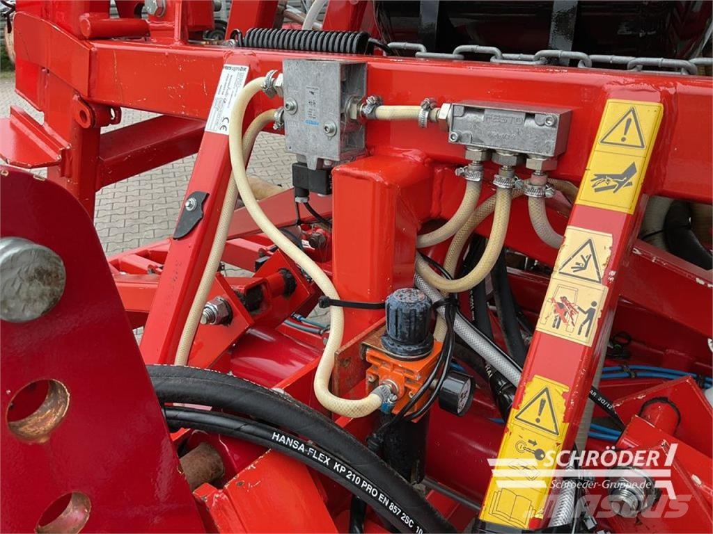 Evers STRIP TILL | GARANNO BI-GPS 8 R62 Rasturači đubriva