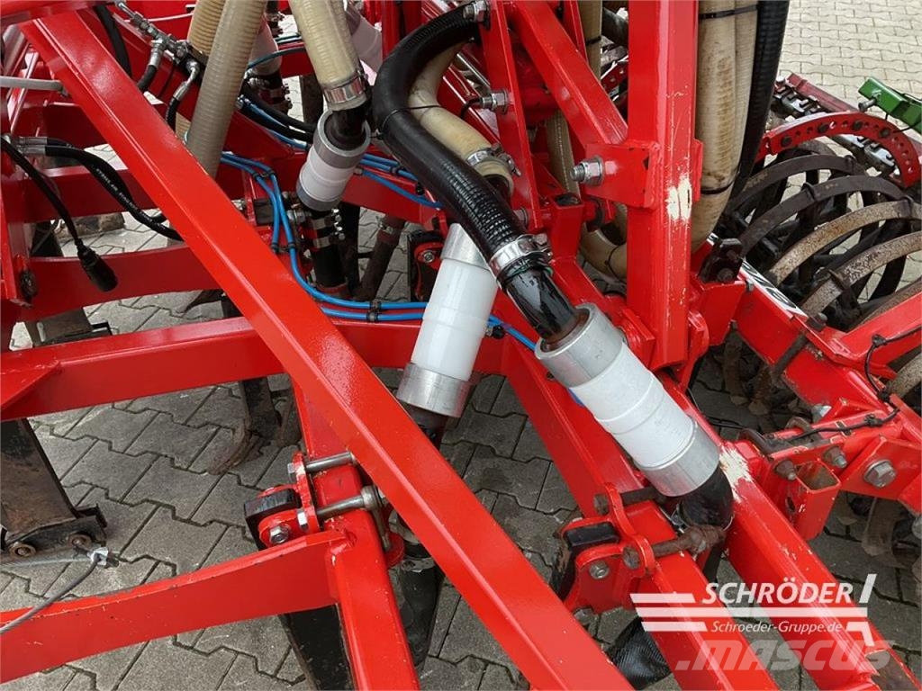 Evers STRIP TILL | GARANNO BI-GPS 8 R62 Rasturači đubriva