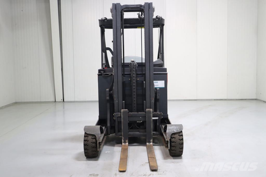 Linde R20G-01 Reach truck