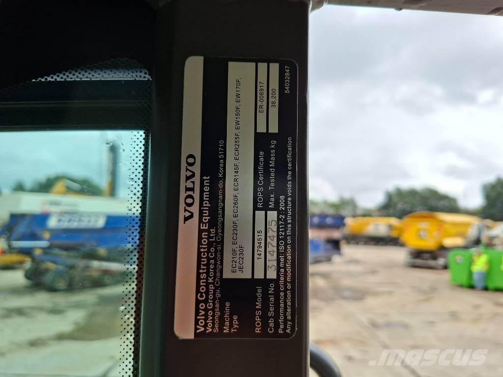 Volvo EC230FL5 Gravemaskiner på larvebånd
