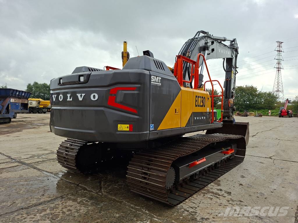 Volvo EC230FL5 Gravemaskiner på larvebånd