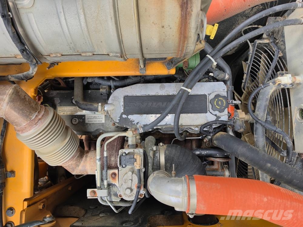 Hyundai HW 145 Wheeled excavators