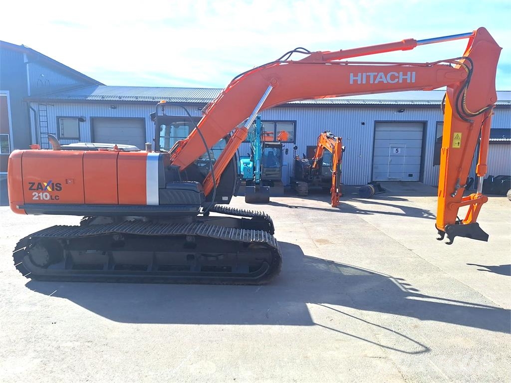 Hitachi ZX210LC-3 800MM TELAT, TUKISUKSET Raupenbagger