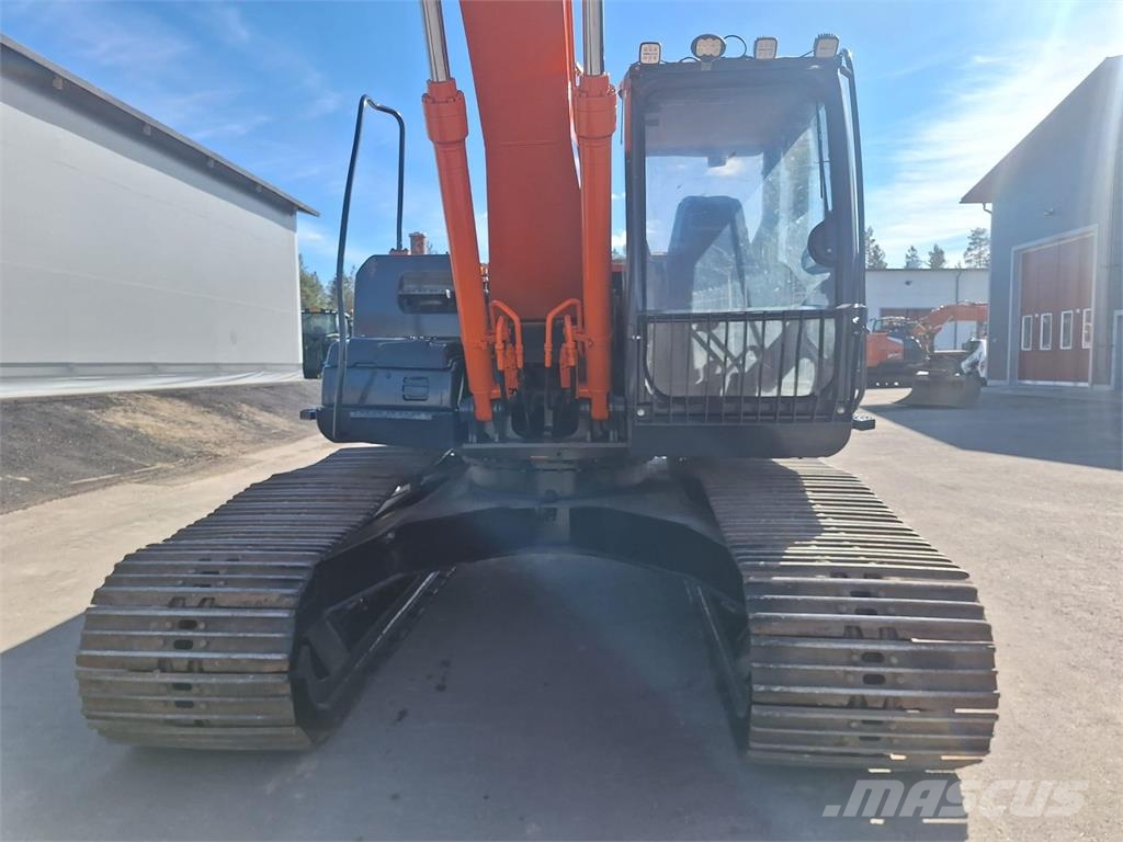 Hitachi ZX210LC-3 800MM TELAT, TUKISUKSET Raupenbagger