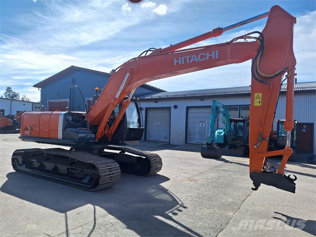 Hitachi ZX210LC-3 800MM TELAT, TUKISUKSET Raupenbagger