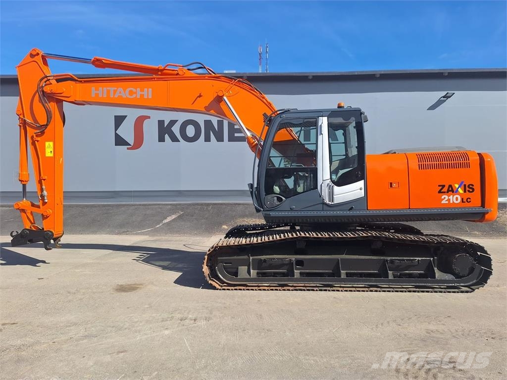 Hitachi ZX210LC-3 800MM TELAT, TUKISUKSET Raupenbagger