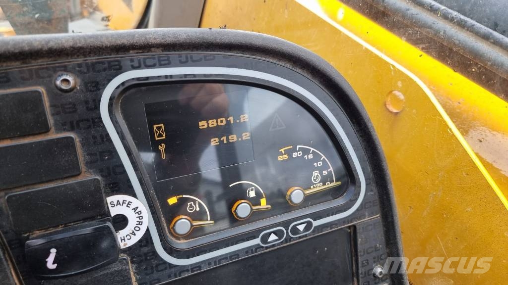 JCB 540-140 Hi Viz Telescopic handlers