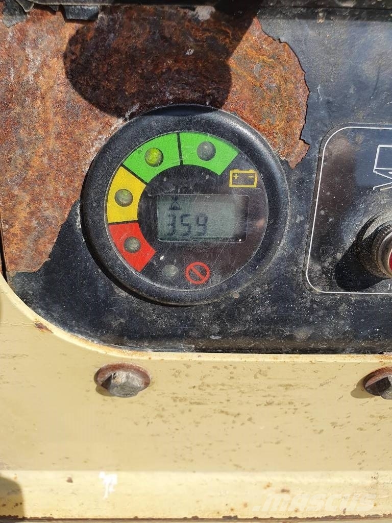 JLG 10 RS 剪叉式升降机