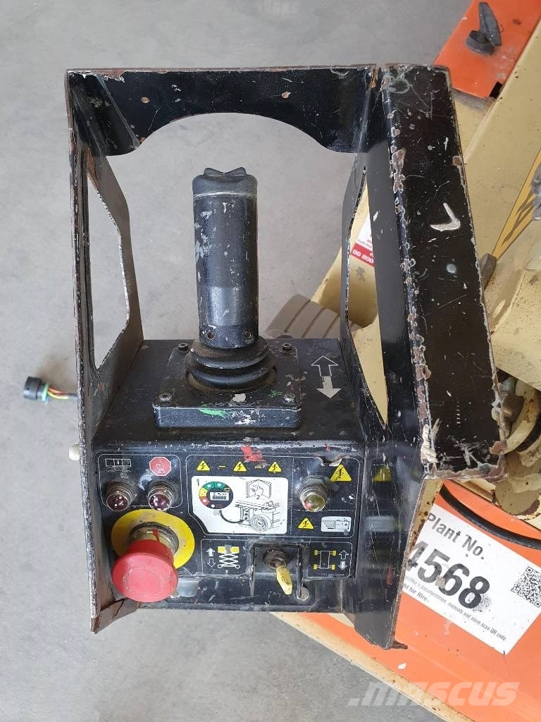 JLG 10 RS 剪叉式升降机
