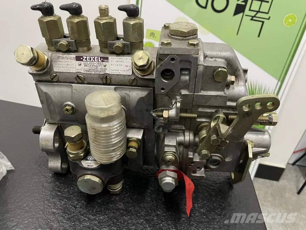 Komatsu Komatsu 4D102 Fuel Pump Motori