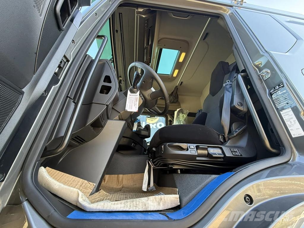 MAN TGS 33.540 MAN TGS 33.540 6x6 BB SA Retarder Euro6 Vetopöytäautot
