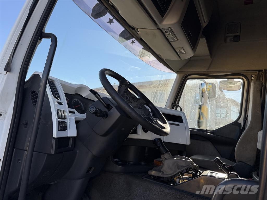 Renault Premium VIN 582 Prime Movers