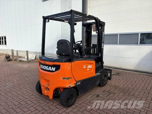 Doosan B 25 X-7 Elektriske trucker