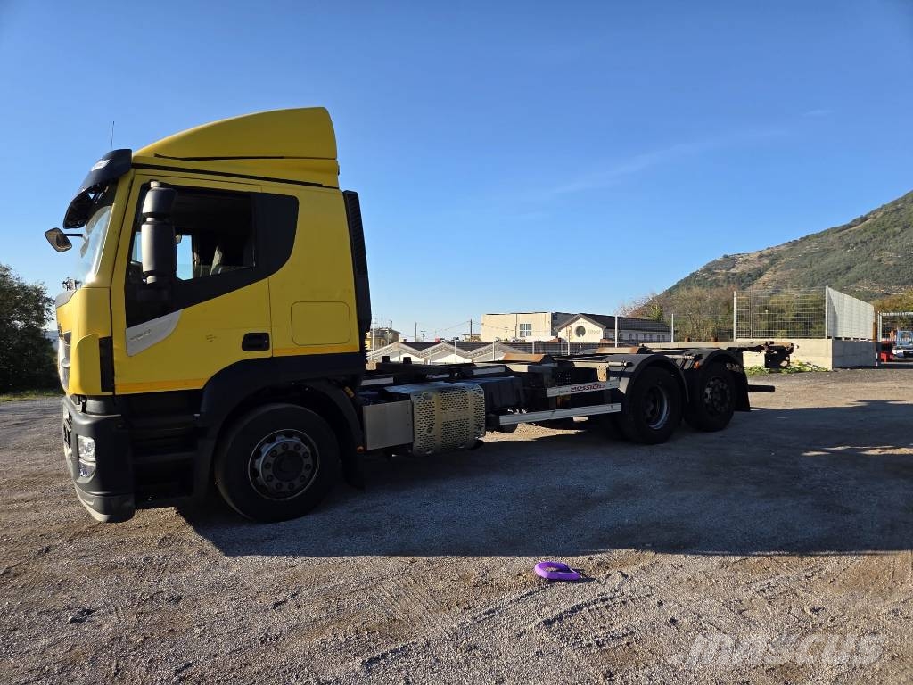 Iveco Stralis 260 S46 Camiones portacoches