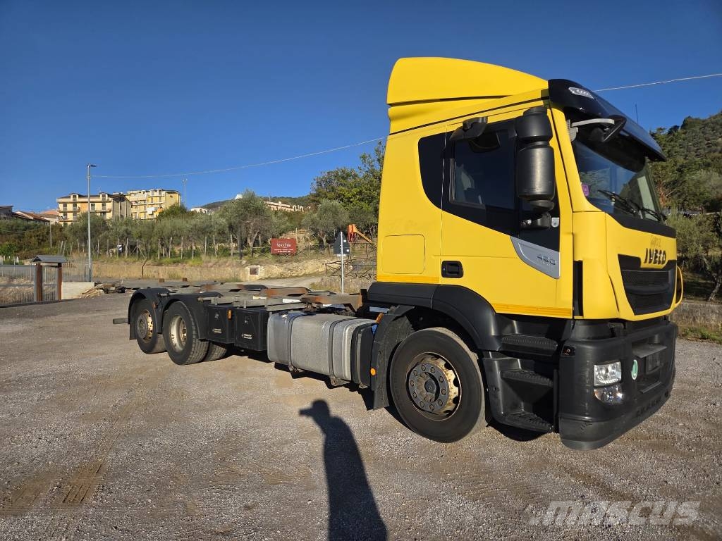 Iveco Stralis 260 S46 Camiones portacoches